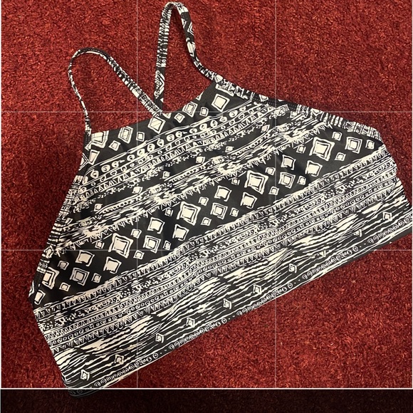 Charm leaks halter style 
Bikini top euc - Picture 2 of 6